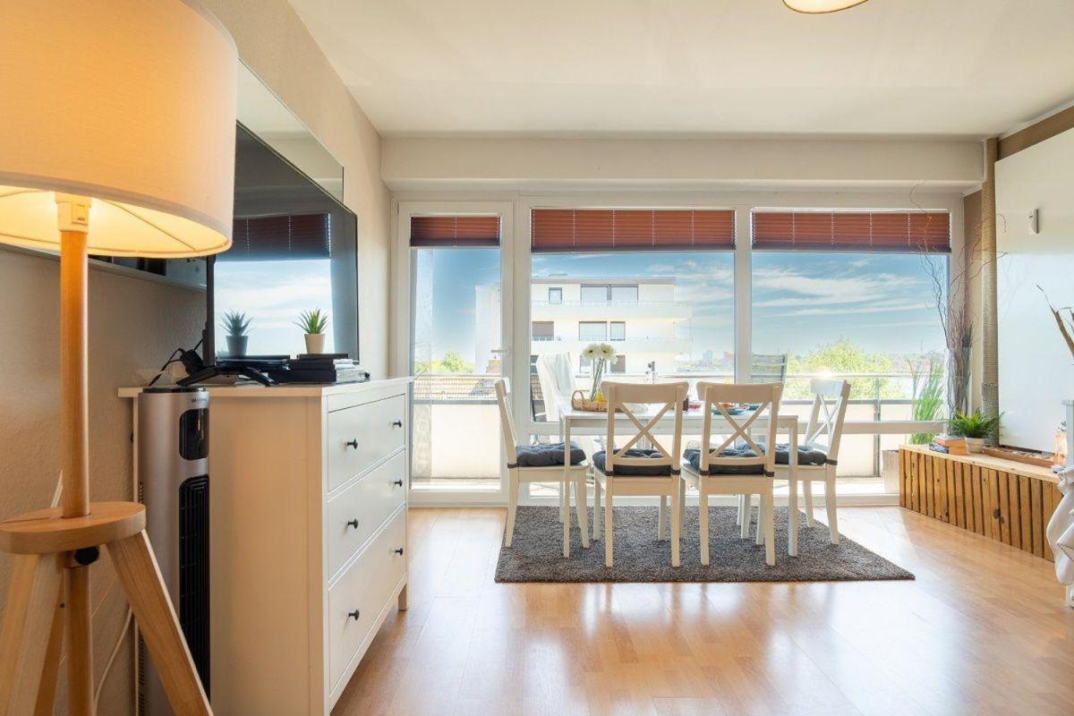 Haus-Steinwarder-7-Wohnung-Strandbude-22 Хайлигенхафен Екстериор снимка