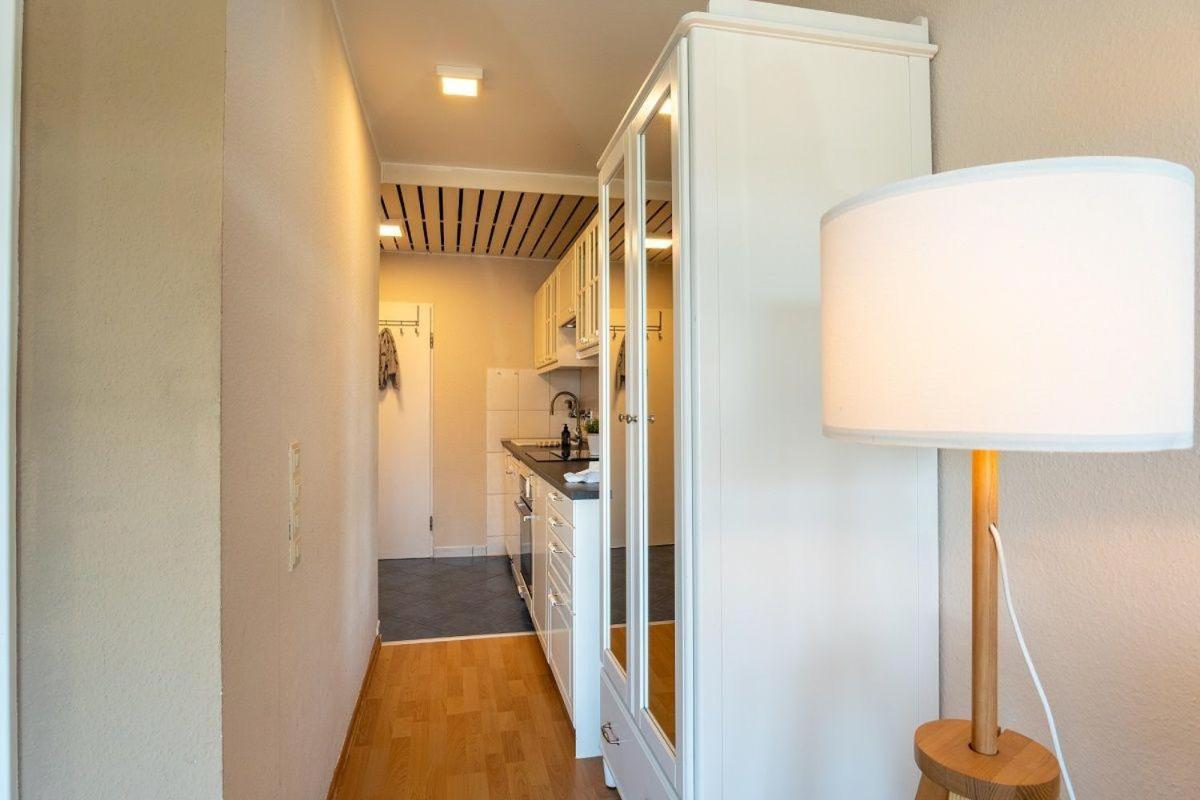 Haus-Steinwarder-7-Wohnung-Strandbude-22 Хайлигенхафен Екстериор снимка